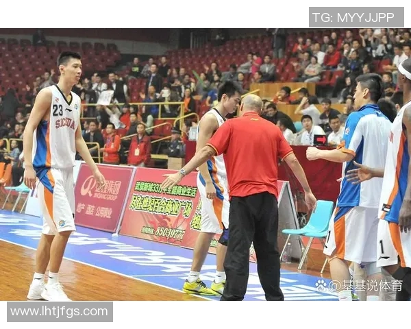 中国男篮与英国队精彩对决录像回放全程分析与精彩瞬间分享 中国男篮与英国队精彩对决录像回放全程分析与精彩瞬间分享