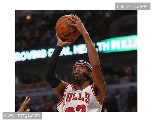 卡姆雷迪什的篮球之路:从新秀到明星的成长故事与挑战 卡姆雷迪什的篮球之路:从新秀到明星的成长故事与挑战