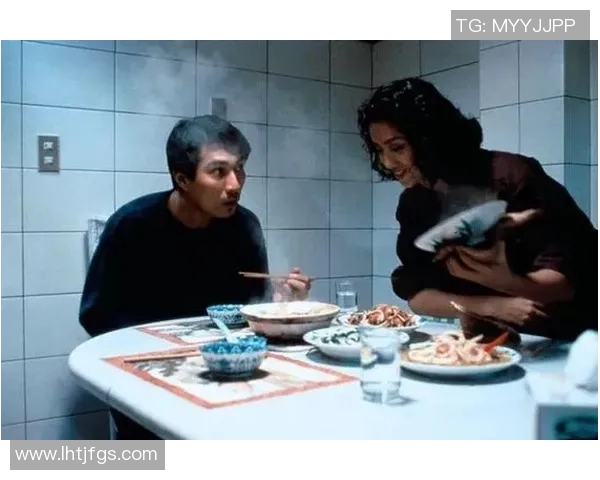 李安导演的电影艺术之路与文化交融探索：从饮食男女到卧虎藏龙的创作旅程