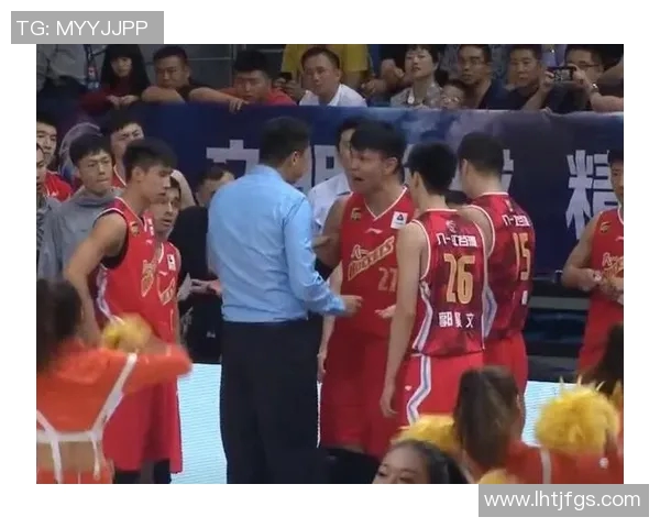 许钟豪：从平凡到卓越的奋斗历程与人生启示