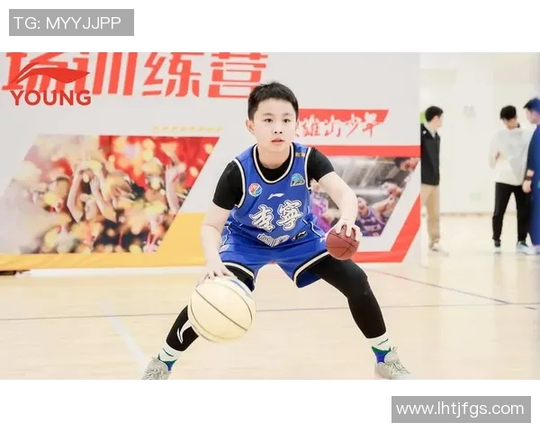 陶汉林的篮球之路:从青涩少年到CBA明星的成长故事与奋斗历程 陶汉林的篮球之路:从青涩少年到CBA明星的成长故事与奋斗历程