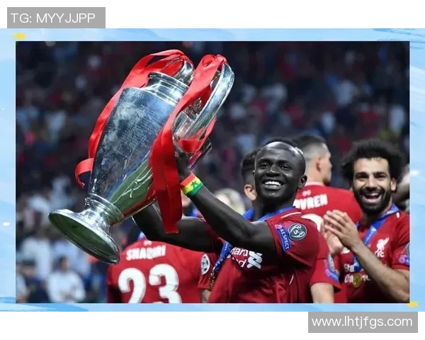 马内在足球世界的崛起与影响力解析:从非洲小镇到全球舞台的传奇之路 马内在足球世界的崛起与影响力解析:从非洲小镇到全球舞台的传奇之路